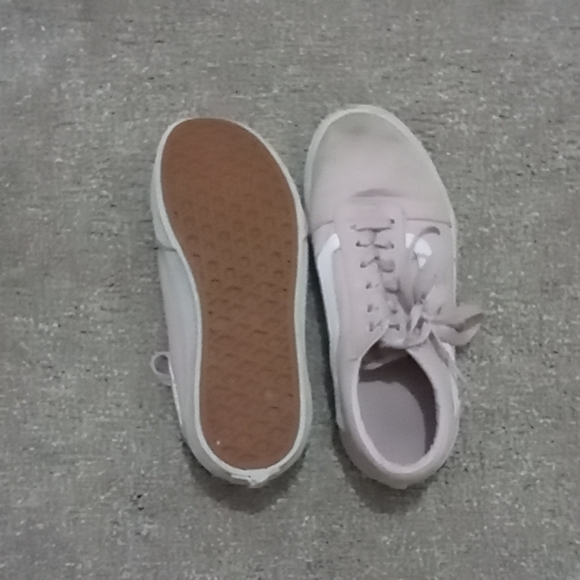 Pink lace up low top vans - Picture 3 of 3